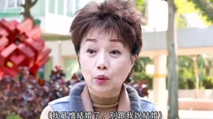 71歲「御用媽媽」被TVB棄用改一年一劇！身價千萬不肯退休　拒絕小鮮肉求婚至今單身