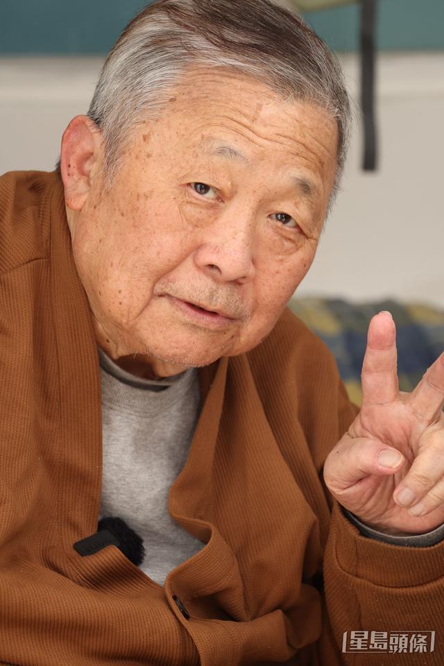 79歲秦煌兩次摔倒入院搬VIP房！卧床大便不覺沒尊嚴，盼活到90歲