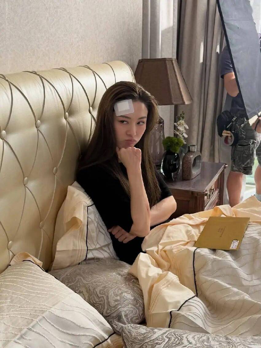 TVB男星大曬新劇女主角靚照！稱讚其顏值最高演技最好！身邊好友瘋狂求介紹！