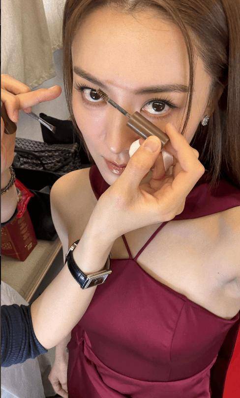 TVB男星大曬新劇女主角靚照！稱讚其顏值最高演技最好！身邊好友瘋狂求介紹！