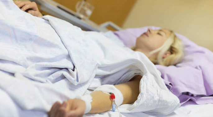 腸胃非常脆弱！23歲女「渾身瘙癢」確診胃癌　提醒：2處發癢或是癌症「警告」