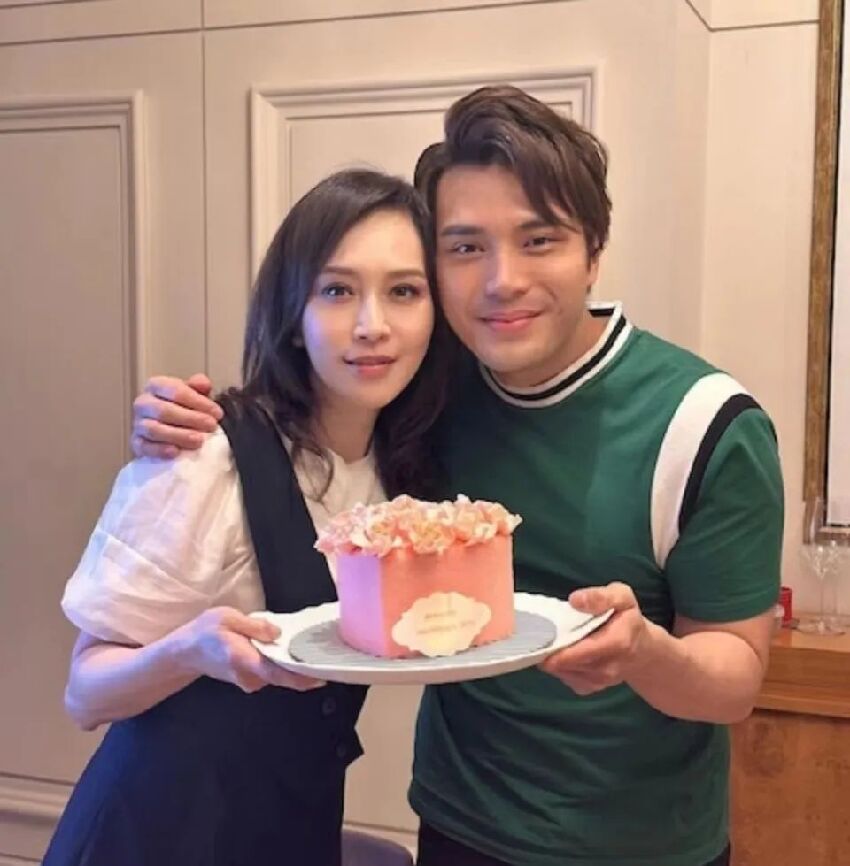 恭喜！TVB前知名女星結婚20周年！再嫁富商，更對男星繼子視為己出