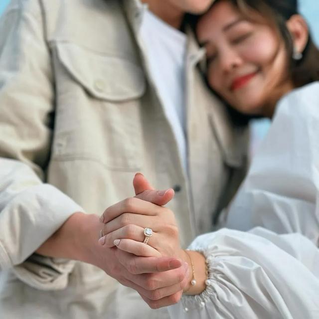 TVB小生張振朗前女友雙喜臨門，結婚一個半月宣布懷孕：輪到我了