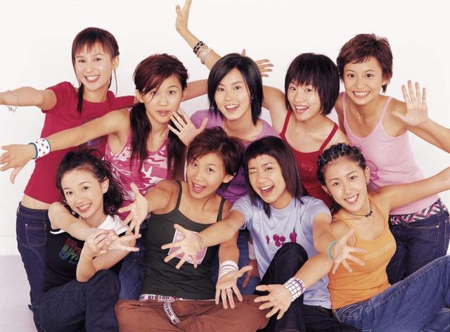 香港知名女星與前隊友不和,缺席組合重聚,改名轉運在內地發展