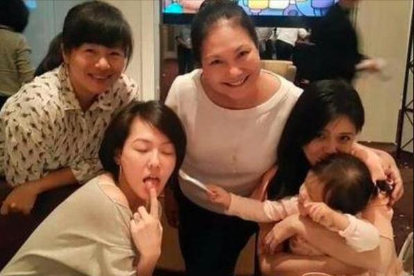 生3女被看低！當酒家女「養活7個小姑」替出軌丈夫還債800萬　大S親媽才是真豪橫