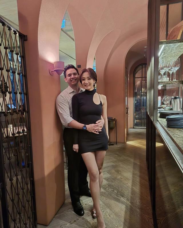 王君馨宣布懷孕，結婚八年曾現婚姻危機，靠婚姻輔導改善關係