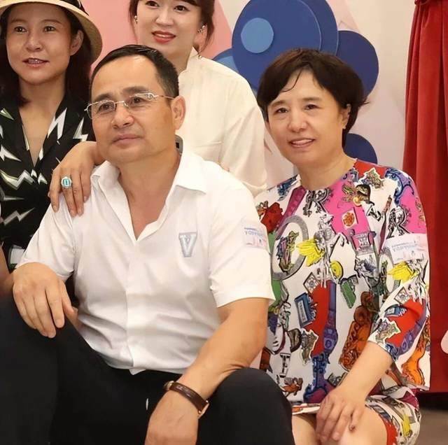 未婚先孕？劉愷威終於再當爸爸？李曉峰為劉愷威生下一個兒子，楊冪乞求歸還小糯米，不料前公公劉丹發怒：妄想！