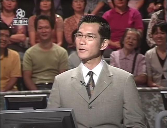 60歲前亞視一哥自揭離巢TVB原因！滿臉白須顯蒼老，已領取老年卡