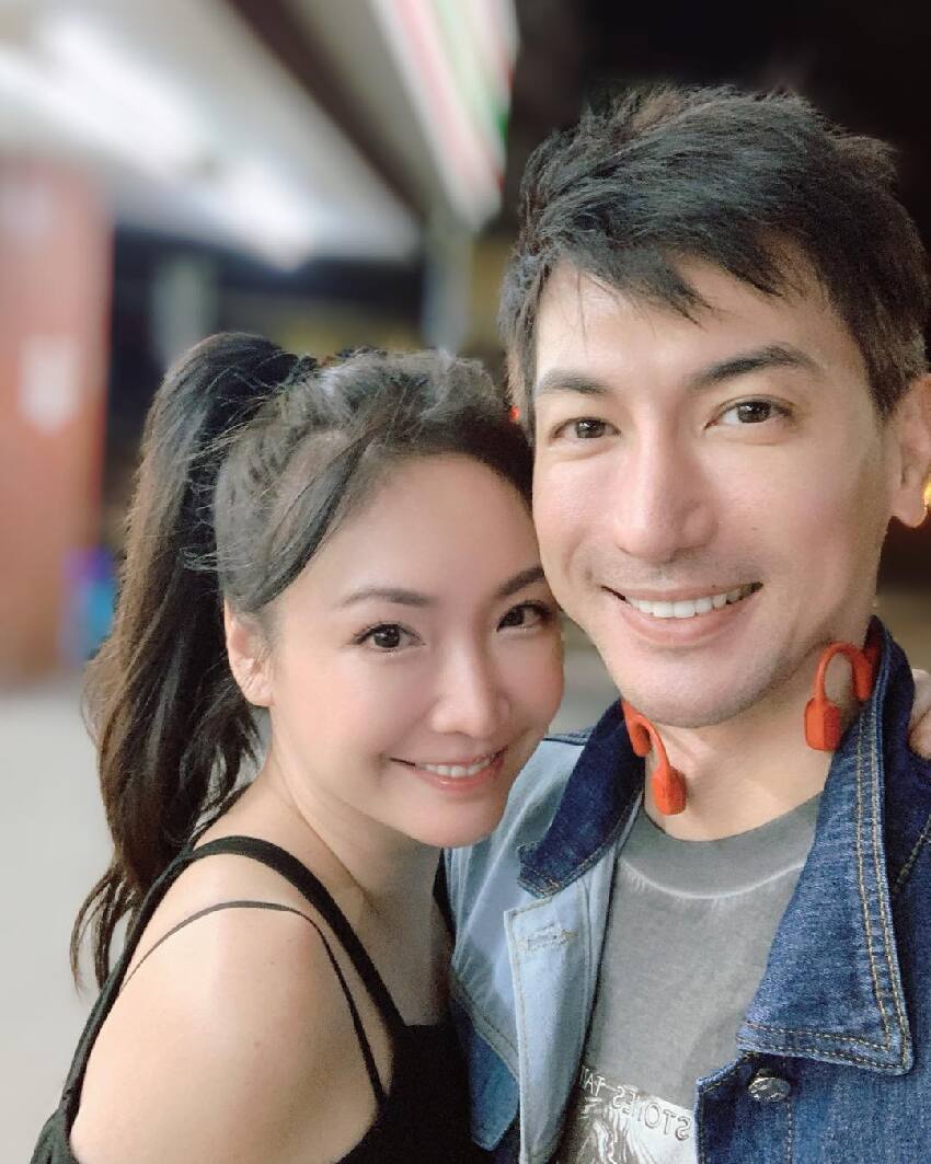 才剛結婚!48歲女星認了「媽媽多次大戰老公」婚姻亮紅燈 無奈嘆「以後不再是妳女兒」透心結起因