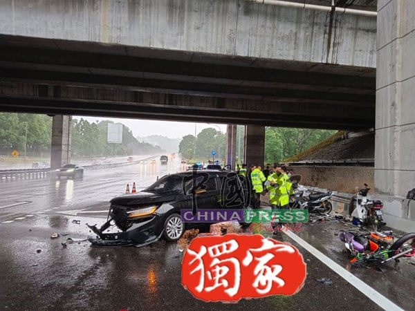 轎車直撞避雨摩哆 騎士保齡球般被碾 3死3重傷