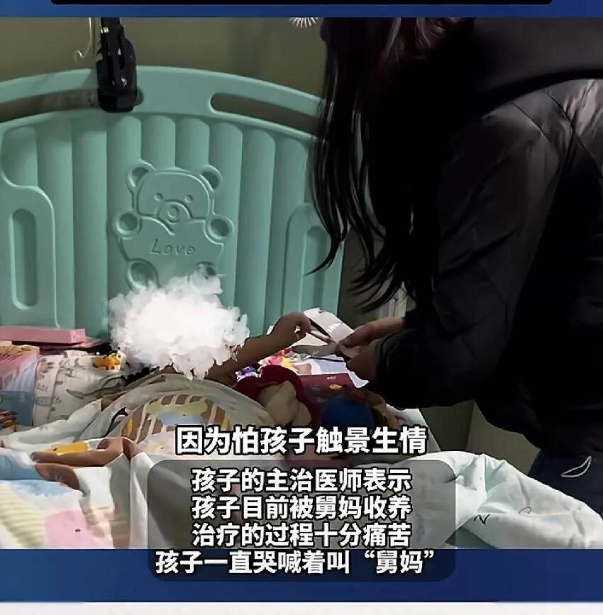 爸爸帶4歲女兒在21樓一躍而下！爸爸當場身亡，女童幸運撿回一命，看到「背後真相」淚如雨下