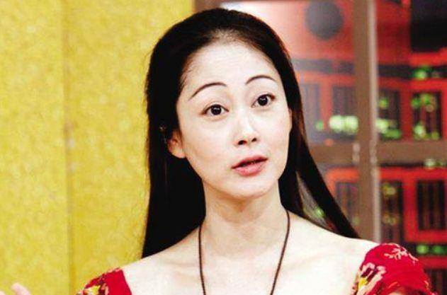 結婚10年！女星容忍老公「8次出軌」　被曝「花1億圈養親閨蜜」她43歲選擇燒炭