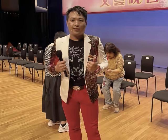 突發！香港歌手因侵犯同性未成年學生，被判入獄43個月