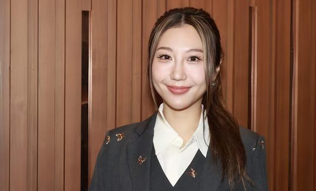 突發！香港歌手因侵犯同性未成年學生，被判入獄43個月