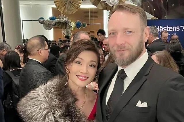 恭喜！李司棋女兒葉子青第三次結婚，嫁外籍攝影師辦森林婚禮