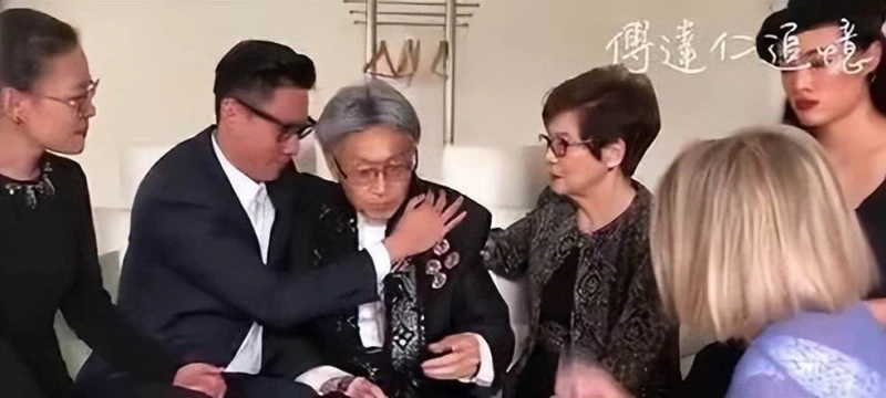 台灣著名主持人赴瑞士安樂死，兒子講述其「死前慘狀」：我非常後悔！