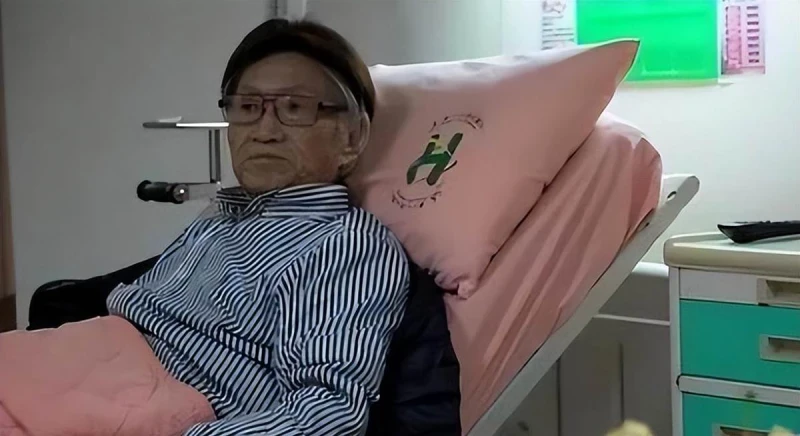 台灣著名主持人赴瑞士安樂死，兒子講述其「死前慘狀」：我非常後悔！