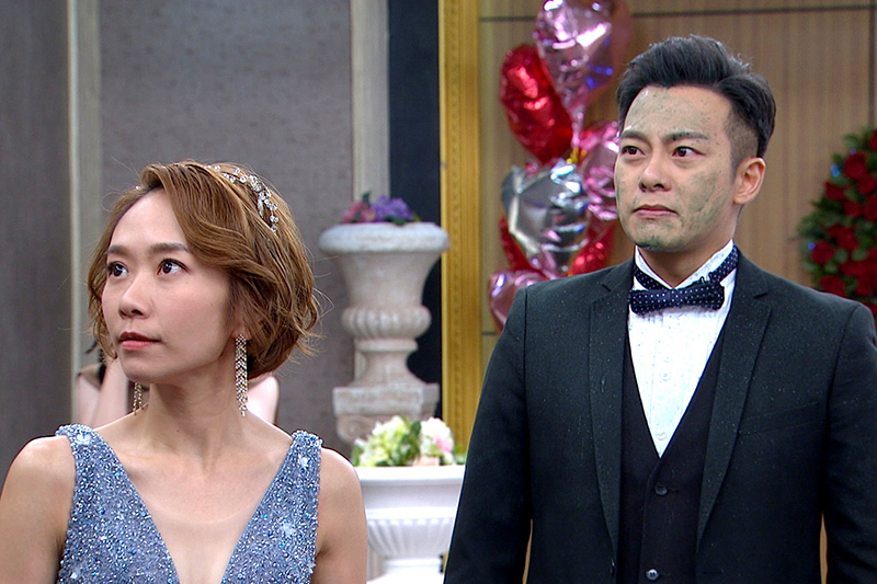 從小相依為命！38歲男星「捨不得媽媽爬樓梯」砸千萬買房，除夕夜突傳「急診開刀」惹鼻酸