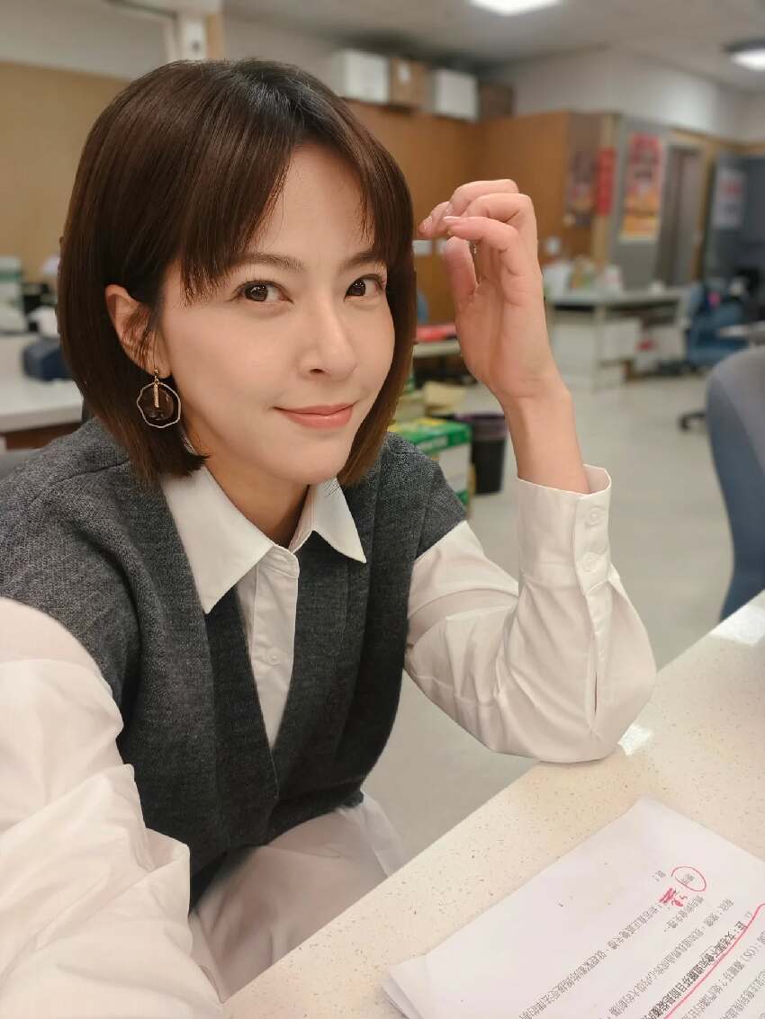 只能仰賴止痛藥！ 38歲蘇晏霈「驚爆痛苦就醫」：徹底腫大了...