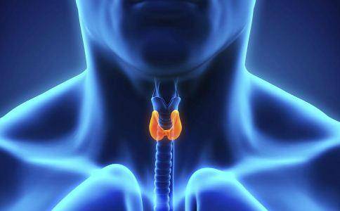體內有癌,喉嚨先知?咽喉出現4種跡象,尤其第4種，被大多數人忽略