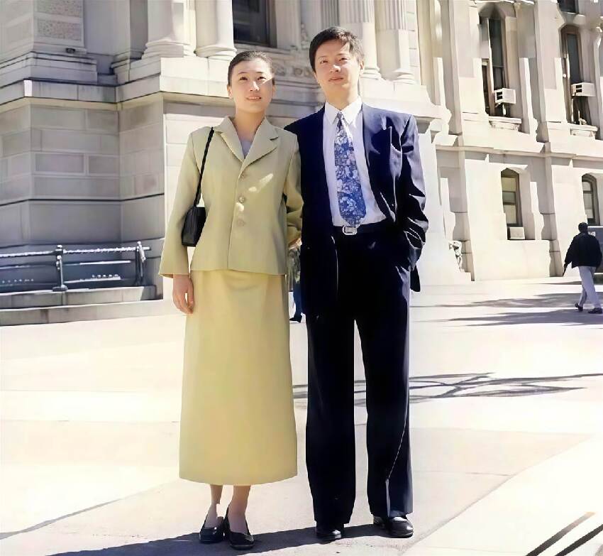 北大才女赴美留學，入職頂尖藥企，用金屬鉈毒殺清華丈夫，被判終生監禁卻微笑：我不後悔！