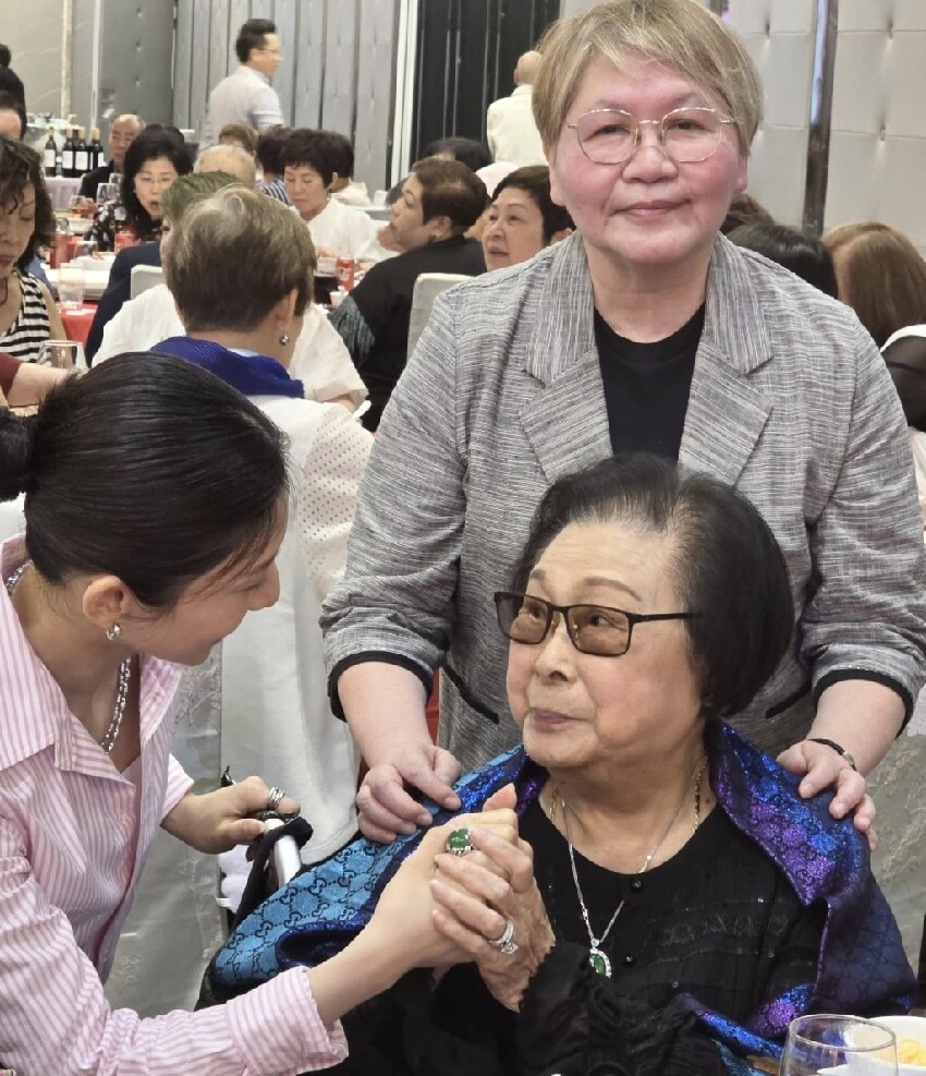 96歲香港殿堂級女星近況曝光，她手握大量街鋪商廈，身家超乎想象