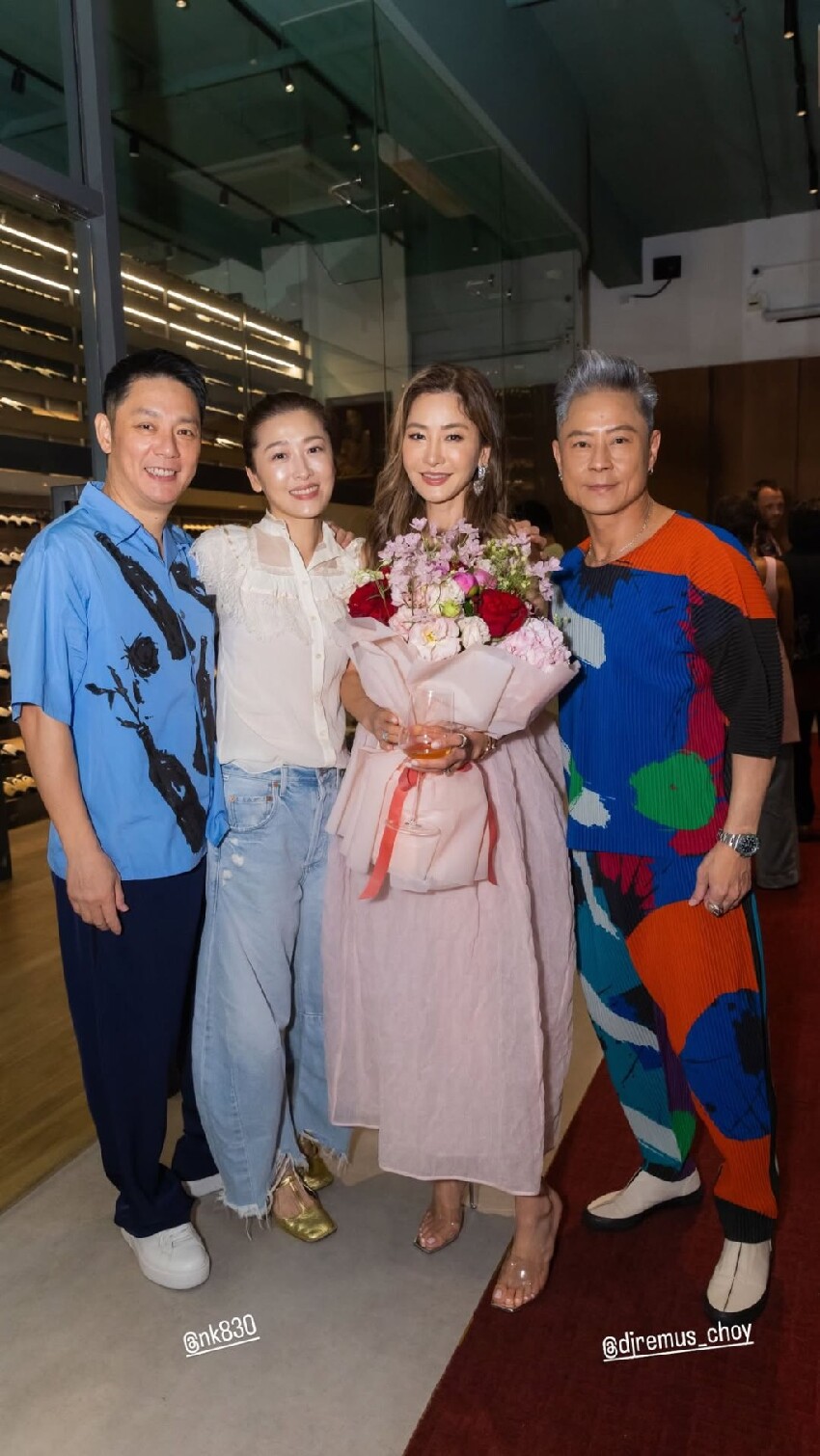 香港名模迎來52歲生日,皮膚緊緻狀態凍齡,兩度原諒外籍老公出軌