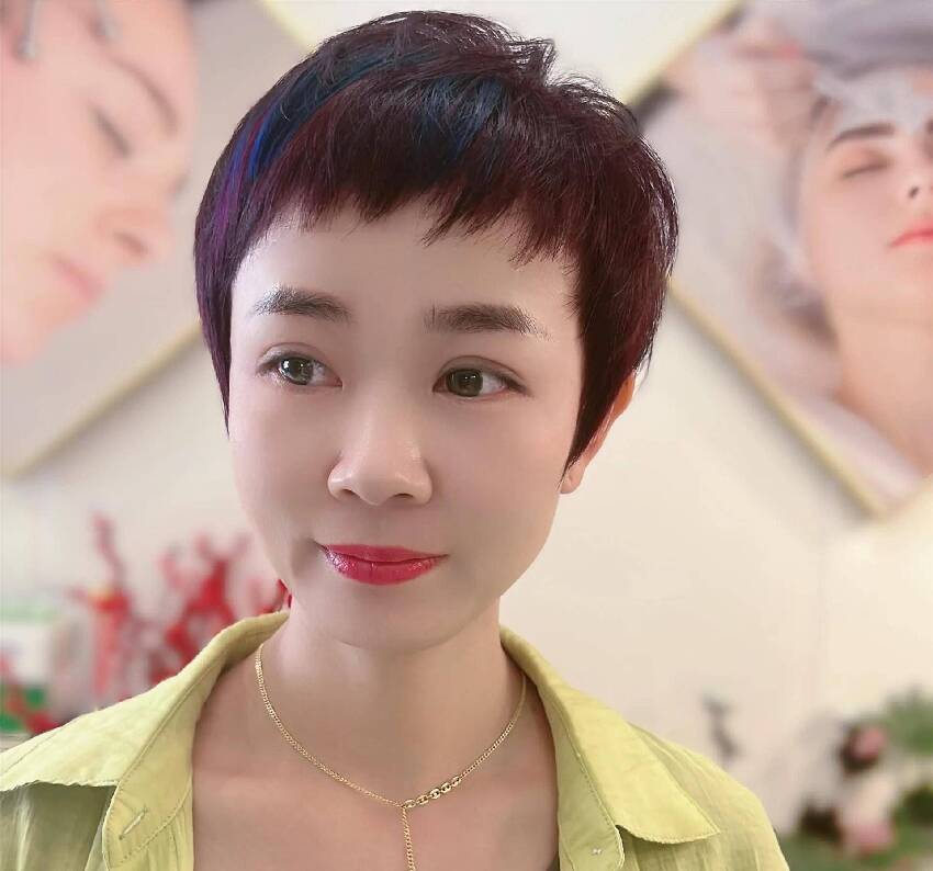 50歲女人的髮型「宜短不宜長」,不信看這10款短髮,洋氣又顯年輕