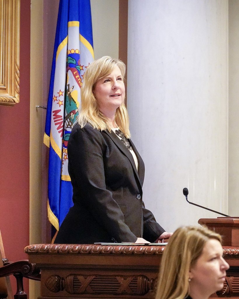 快訊／議員遭槍擊「2死2重傷」...嫌犯逃亡「留70人暗殺名單」