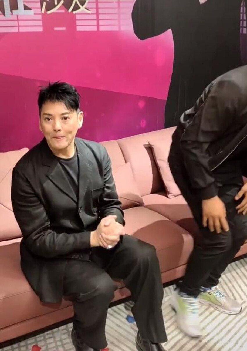 因涉毒風波星途毀盡！香港知名男星淡出娛樂圈，在內地轉行賣茶葉