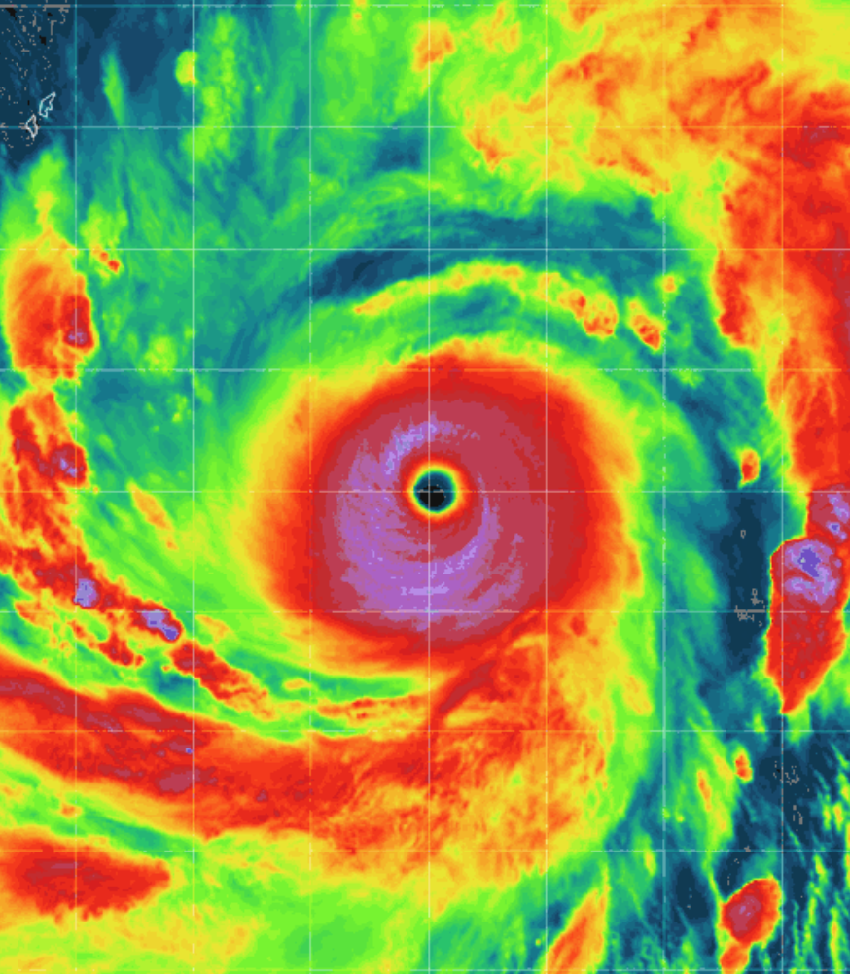 登頂年度風王！辛樂克破紀錄「35年最強4月颱」　大甩尾飆車「最新路徑曝光」
