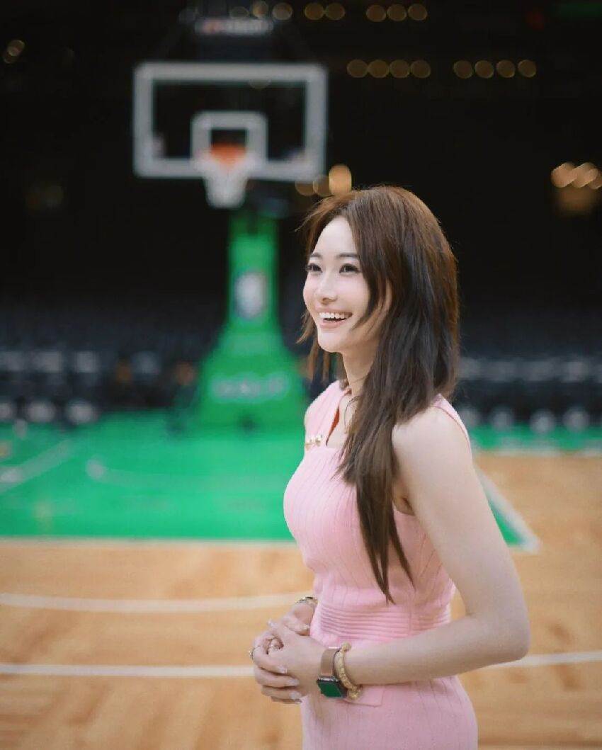 NBA頂級女記者！她的性感，被低估