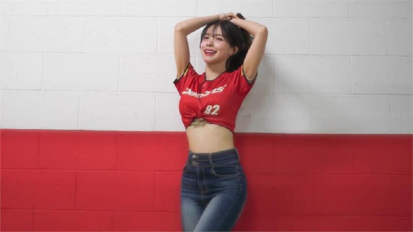 李多慧親媽合影「竟和結婚有關」!她絕美長相曝網驚呼:原來是遺傳