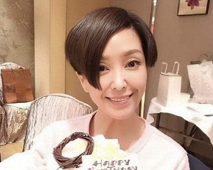 TVB前女星秀恩愛，原諒老公婚內出軌，結婚半月前夫意外身亡