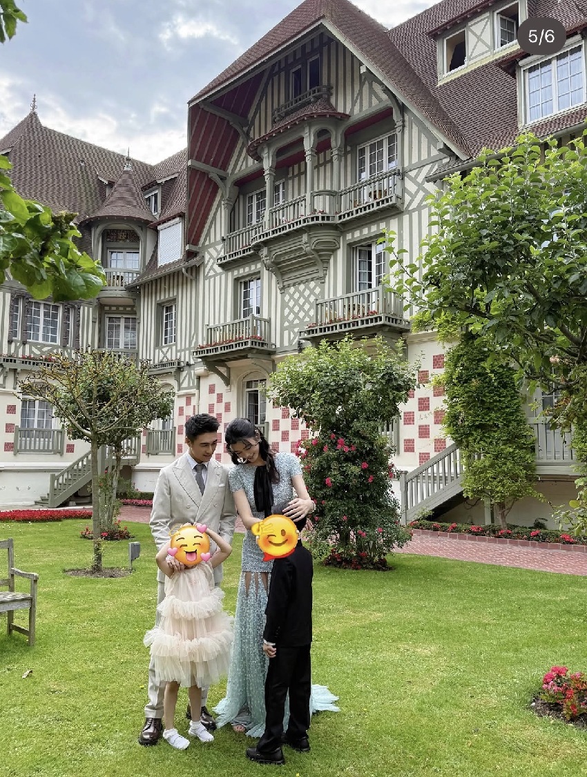 何猷君法國婚禮高調奢華,奚夢瑤行頭4500萬,岳母一身白裙近5萬