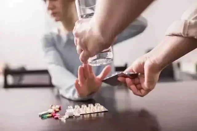 帕金森是吃出來的 醫生勸告:不想患帕金森,這6類食物千萬別吃