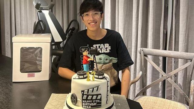 李克勤大兒子撞臉劉翔！17歲生日曝光正臉斯文帥氣，欲進娛圈發展