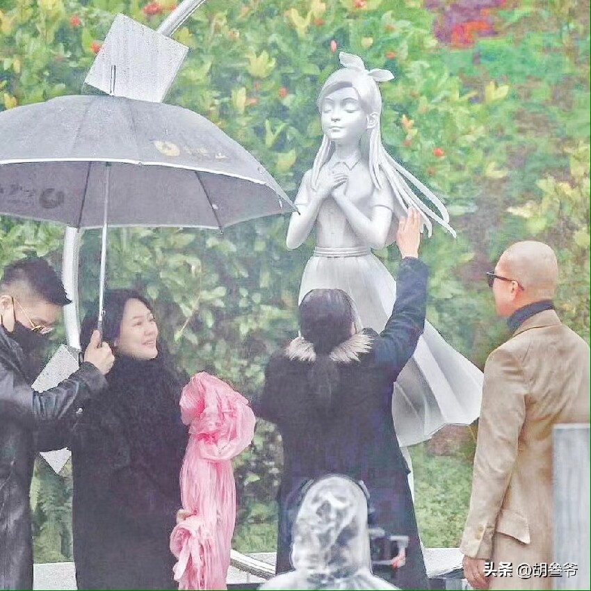 小S崩潰公開懺悔！承認是自己執意帶大S去日本，後悔沒聽媽媽的話