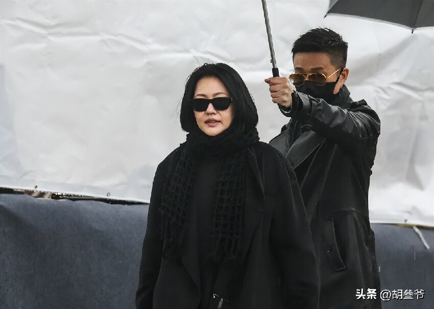 小S崩潰公開懺悔！承認是自己執意帶大S去日本，後悔沒聽媽媽的話