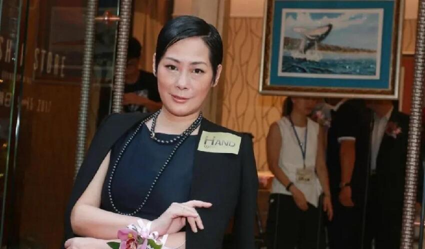 59歲關淑怡近況曝光,送ICU昏迷兩周后奇迹蘇醒,在家中長期休養