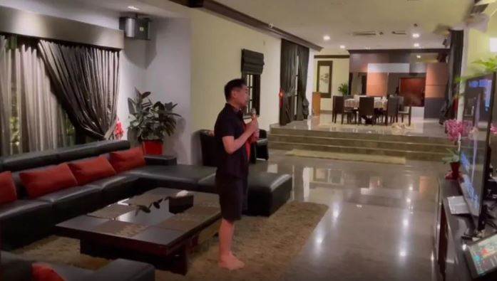 當年風靡萬千少女！台灣偶像歌手老了「被爆是隱形富豪」全球坐擁房產「驚人身家曝」