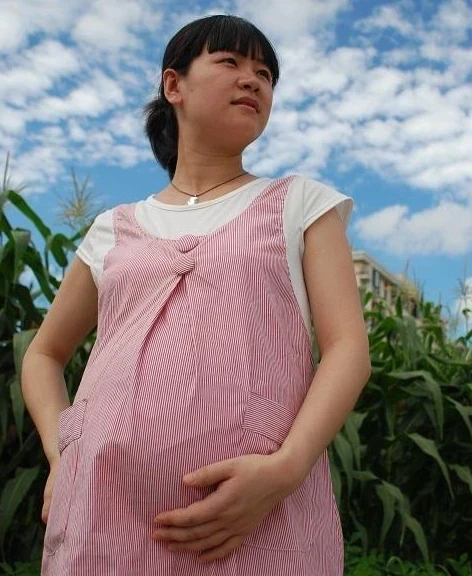 希望老婆為我生個兒子！ 老婆第一胎自然產下女兒，出月子後「終於可以親熱」..「但一摸到她肚子」我氣炸停手：離婚吧