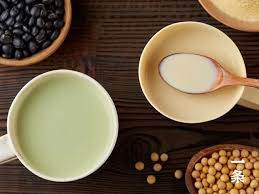 豆漿是痛風手下「猛將」醫生提醒：不想腎報廢「三種食物」盡量少吃
