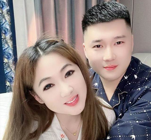 父母反對也沒用！26歲小鮮肉「堅持娶大11歲富婆」 迎來龍鳳胎「多年後現況讓人驚呆」