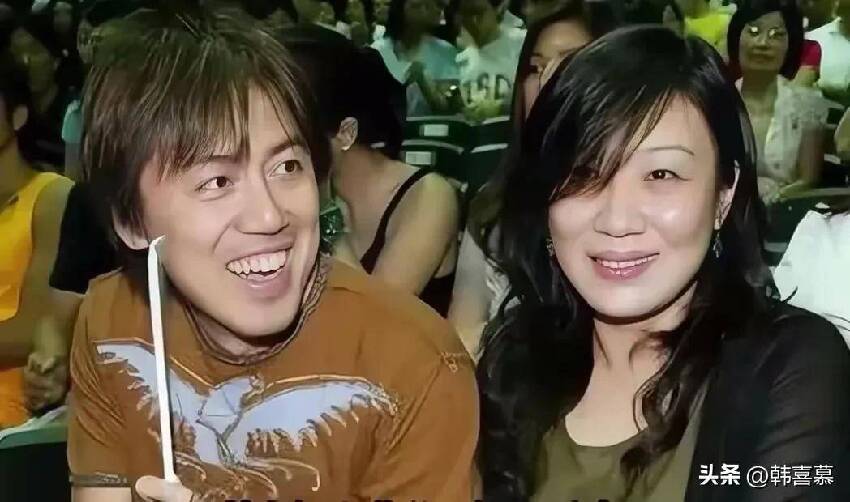58歲台灣男歌手近況曝光！變白髮駝背翁，妻子已「交代後事」生病四月狀態堪憂