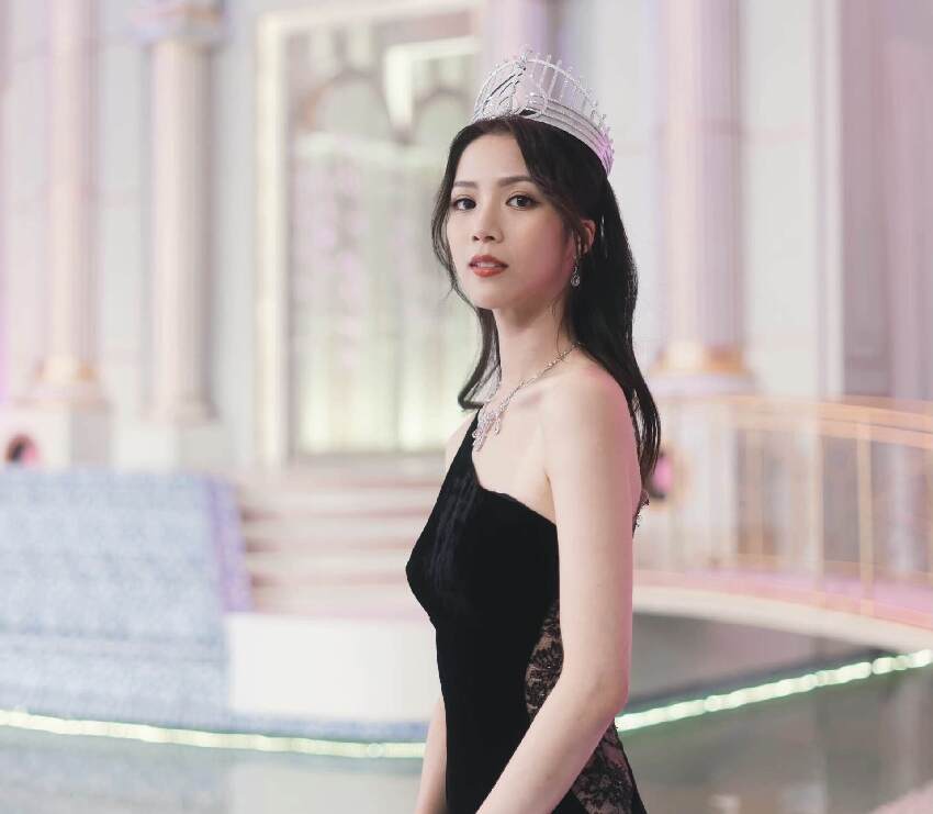 突發！TVB男星宣布和港姐女友分手，遺憾結束兩年多戀情，這段戀情確實有點「慘」！
