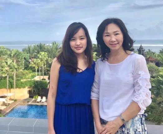韓國瑜老婆背景驚人！家中勢力「父親也曾踏入政壇」，命理師揭露「兩人前世今生」1承諾兌現