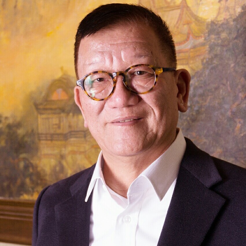 香港金牌製作人靈堂布置曝光，早前不敵病魔離世，明日將出殯火化