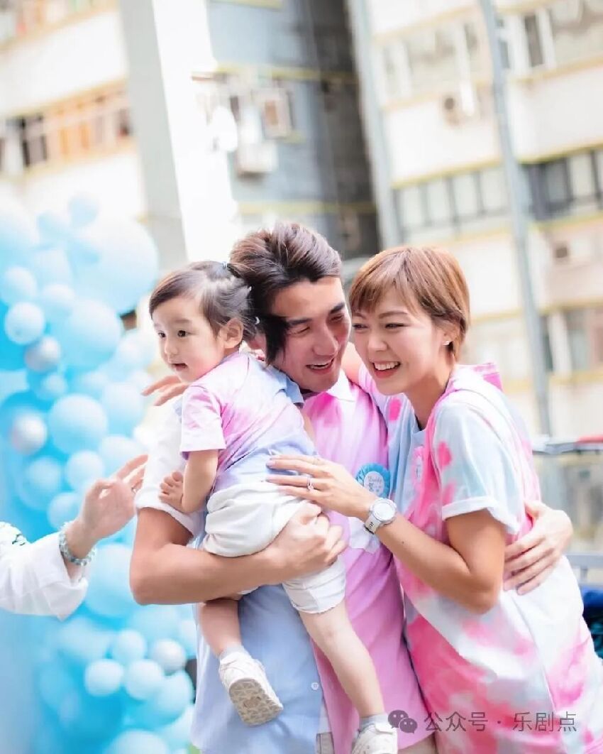 恭喜，TVB港星終於報喜！宣布7個月二胎為女孩，性別揭曉派對場面盛大