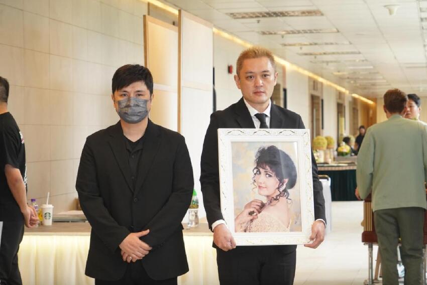 施明離世留市值千萬房產，長子全家獨佔，還怪父親弟弟沒出喪禮錢